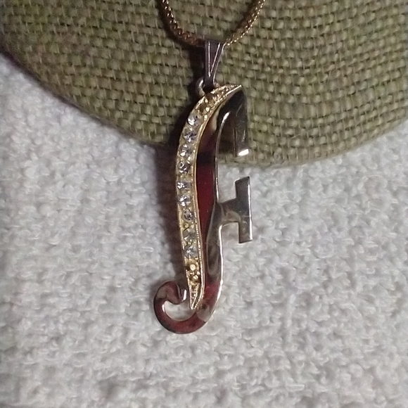 Goldtone initial f crystal necklace long chain - Picture 4 of 4